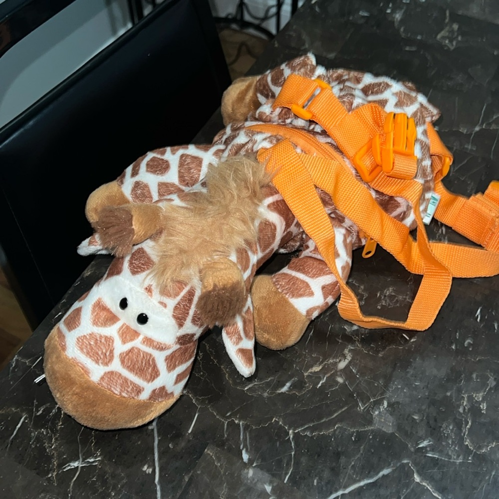 Giraffe Plush Backpack - Adjustable Straps & Safety Harness